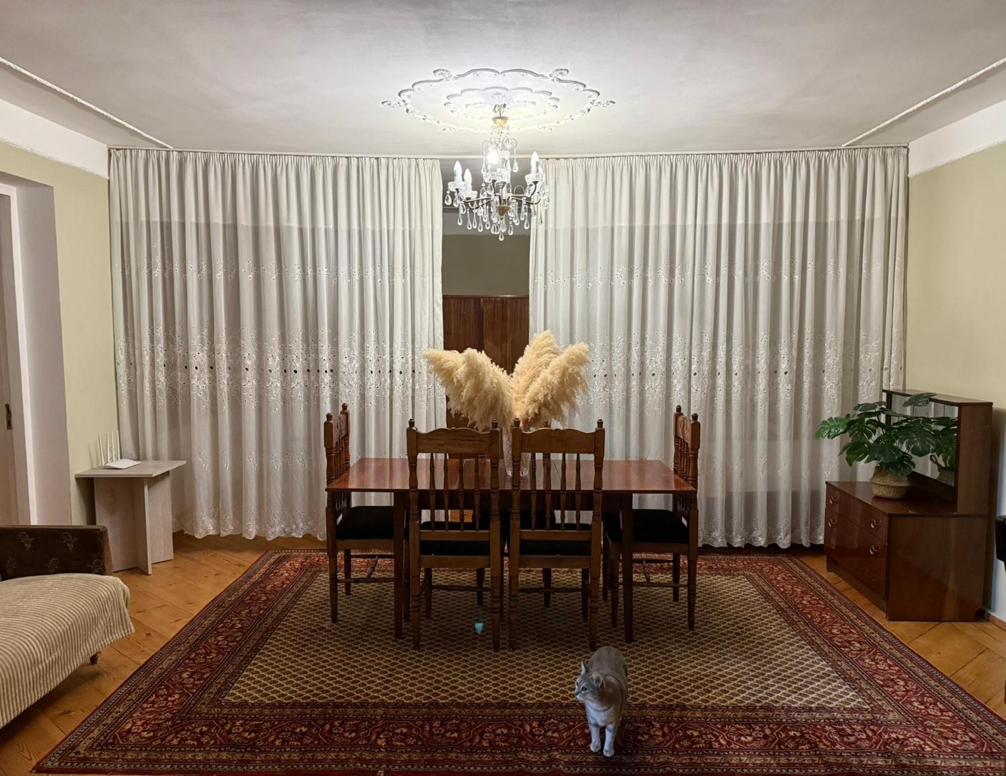 Guest House T&N Κουτάισι Εξωτερικό φωτογραφία