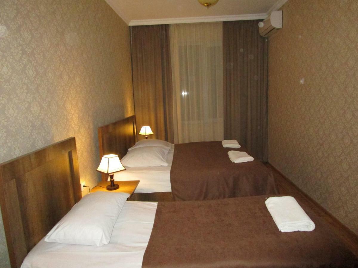 Guest House T&N Κουτάισι Εξωτερικό φωτογραφία